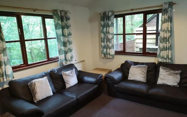 Goldcrest 4 Hot Tub