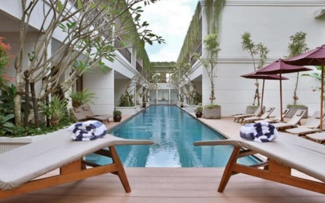 Seminyak Lagoon All Suites Hotel