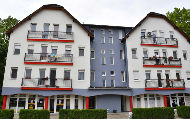 Pilikán Apartments Lenti