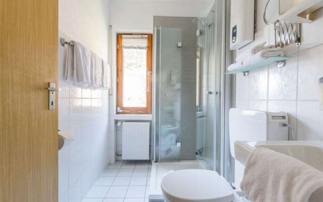 on the Sunny Slope Modern Retreat