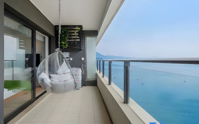 Xinglun International Seaview Holiday Apartment (Shanwei Poly Jinluwan Branch)