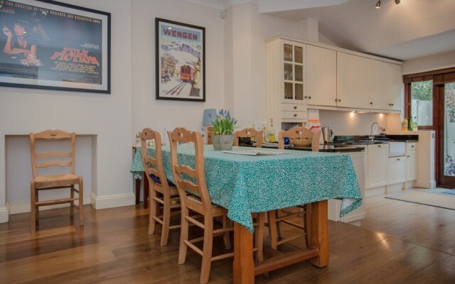 Garden Flat in Shepherds Bush