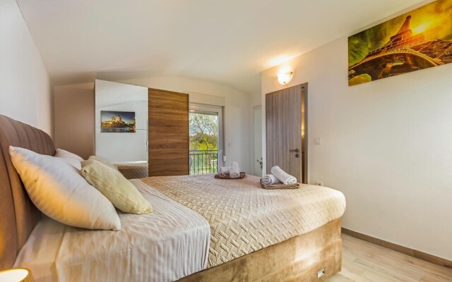 Beautiful Home in Medulin With Wifi and 3 Bedrooms