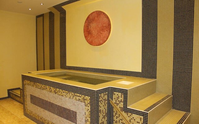 Atia Resort