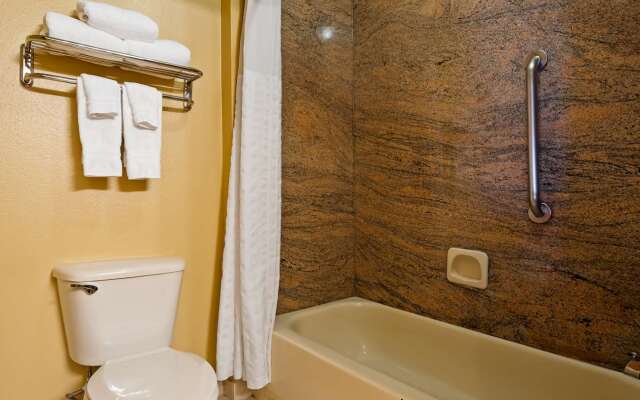 Surestay Plus Hotel by Best Western Mesquite
