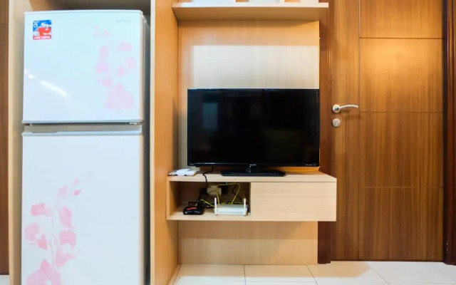 Full Furnished 2Br Pluit Sea View Apartment By Travelio