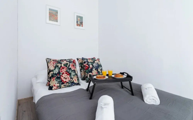 Apartment Bosacka Cracow by Renters