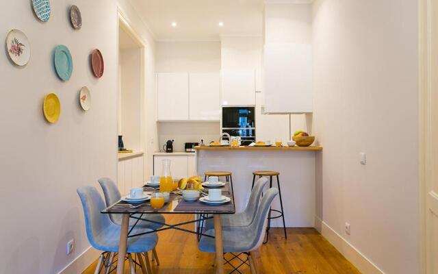 LovelyStay - Cozy 3BDR Apartment in Estrela