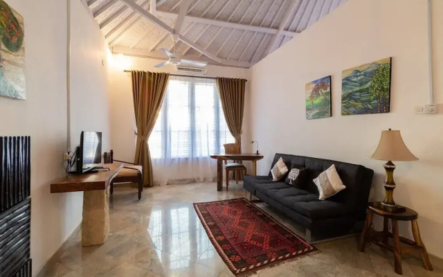 Villa Miracle