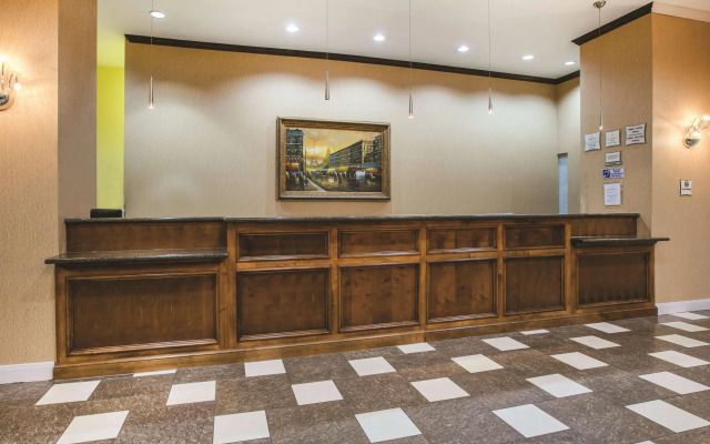 Baymont by Wyndham Dallas South-DeSoto