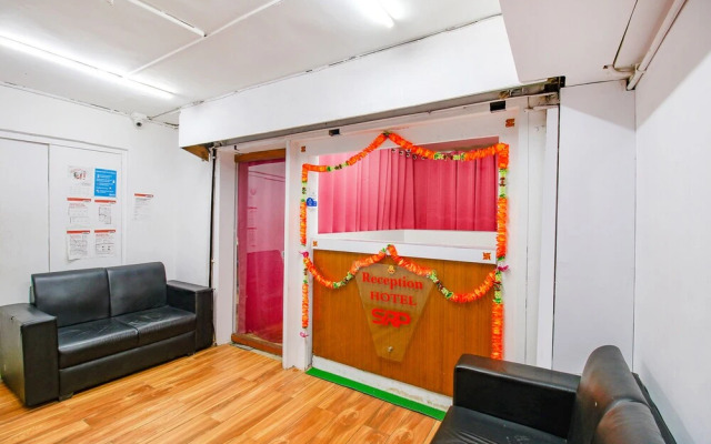 Fabhotel Silkroute Palaace
