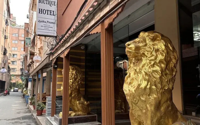 Grand Yak Boutique Hotel