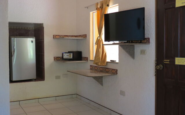 Alonaland Resort Apartelle