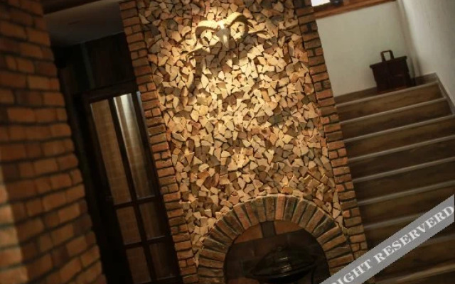 Xiandu Songge Xianrenju Hostel