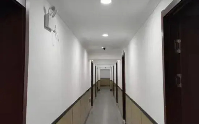 Enjoy Hostel (Shenyang Airport)