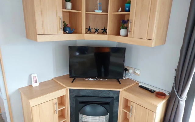 Above & Beyond Caravans4hire Lyons Robin Hood Rhyl