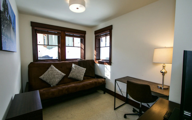 Juniper Crest #25 Condo