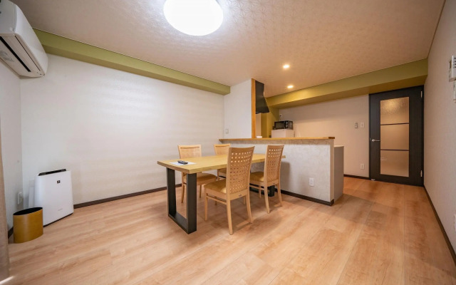 Residence Hotel Takayama Station