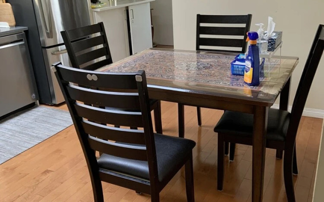 Orchid House near Vancouver YVR Airport