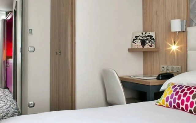 Serotel Suites
