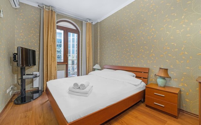 Novaya kvartira u morya .Primorskaya 5