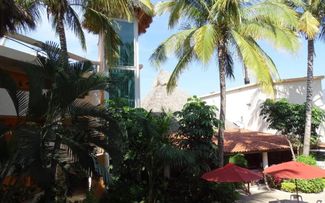 Hotel Palapa Palace