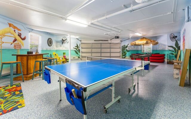 Off The Hook By Beachside Management