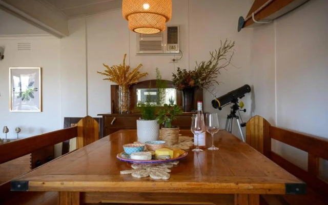 Rosebud Beach House Escape
