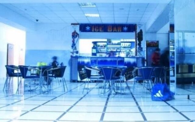 Отель Цунами