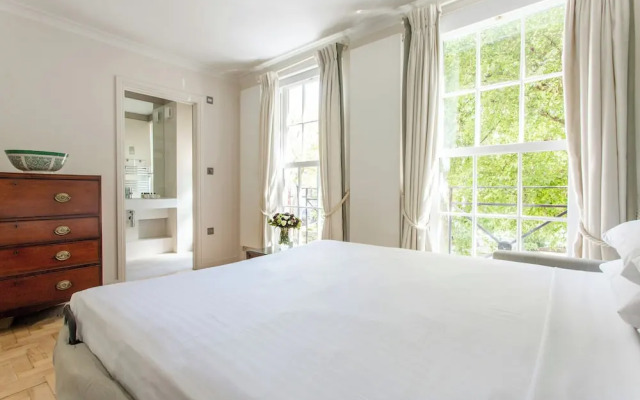 Somerset Square by Onefinestay