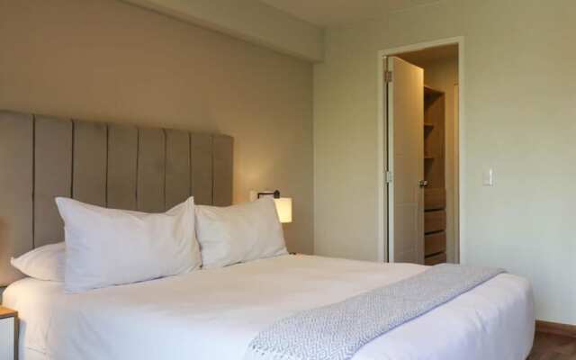 w Modern 1BR With Balcony in Miraflores