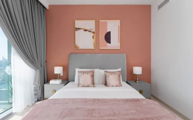 Maison Privee - Trendy Apt on the Creek with Superb Dubai Skyline Vw