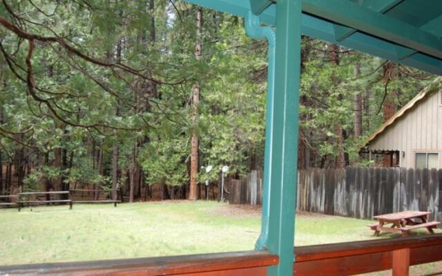 RedAwning Cabin #73 Walk-A-Bout