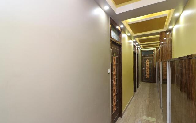 Collection O 24604 Hotel GMC Grand Luxury Stay