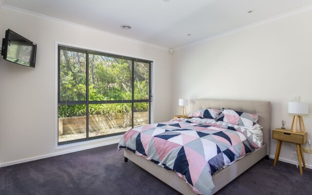Caxton Beach Hideaway