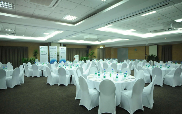 Quality Hotel Lincoln Green