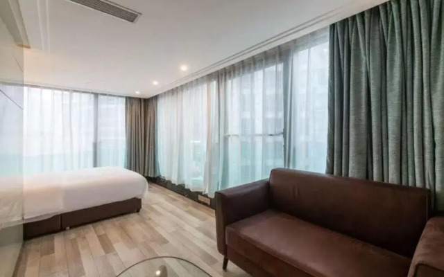 Rezen Select Hotel (Chongqing Jiefangbei)