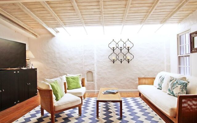 Poolside Paradise Near Beach - Pavilion Villa by Bluescape