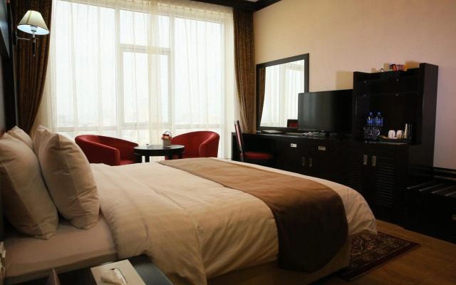 Royal Phoenicia Hotel