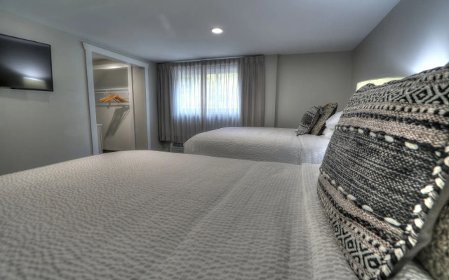 River Edge Inn