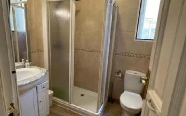 Spacious Cozy Rooms Chamberi