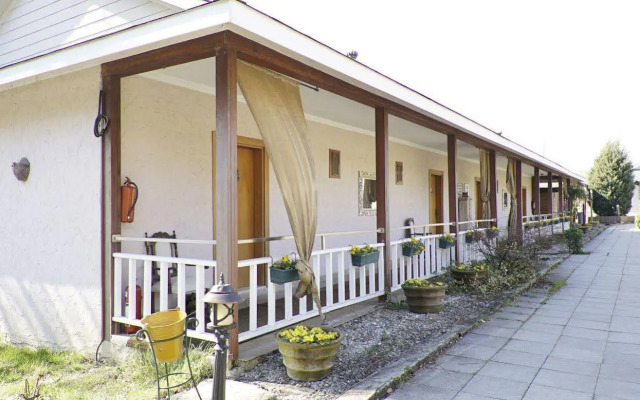 Village Park Resort & Spa