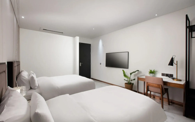 N Bridge Hotel