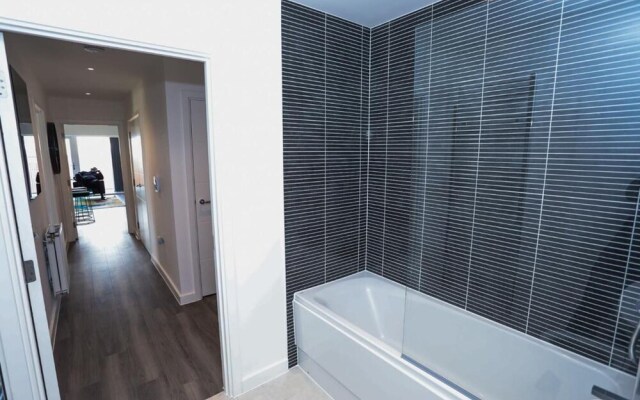 Immaculate 2-bed Apartment in London