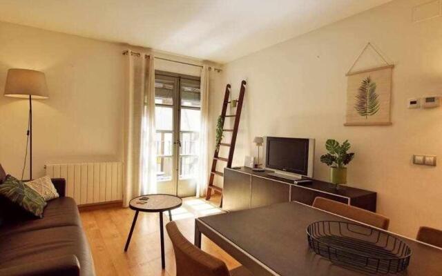 Cozy 2 bed apartment wairco near the Wine Square