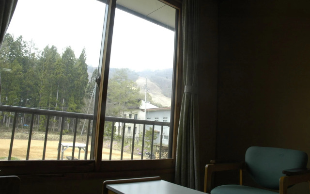 Hakuba Iwatake Lodge Gakuyuso