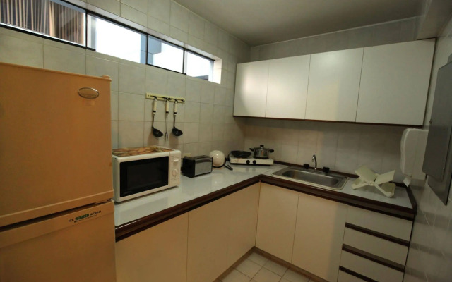 Suites Plaza Las Flores