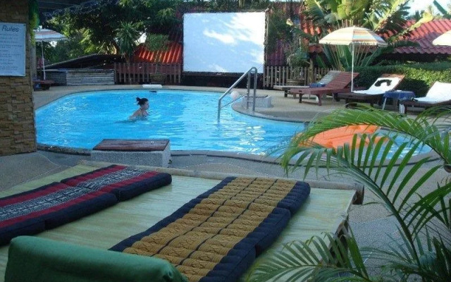 Tropical Garden Lounge