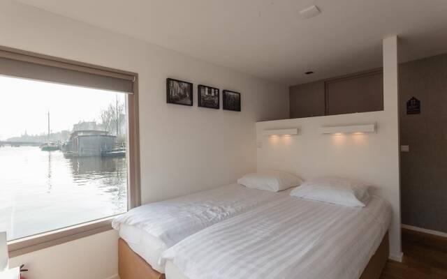 little AMSTEL HouseBoat