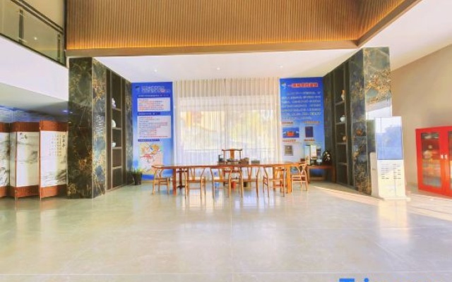 Long Wan Hot Spring Hotel